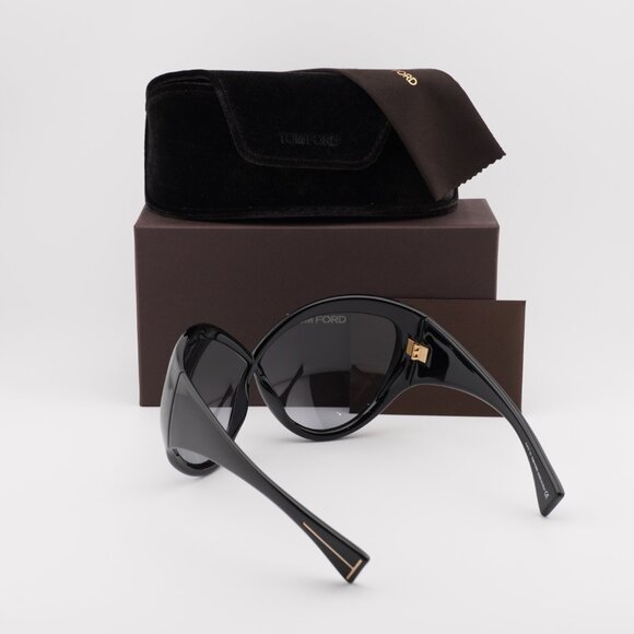 Tom Ford FT0219 DAPHNE 01A Butterfly Sunglasses - Black\Grey - Picture 4 of 9